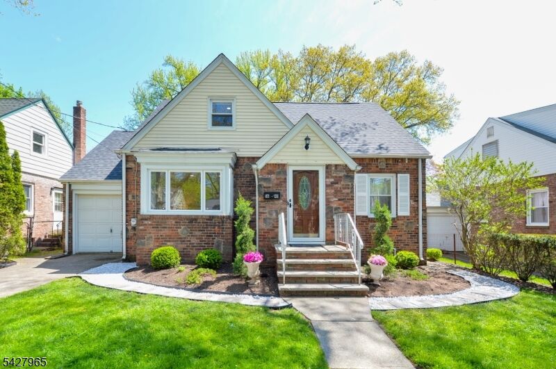 Property Photo:  1641 Ardsley Ct  NJ 07666 