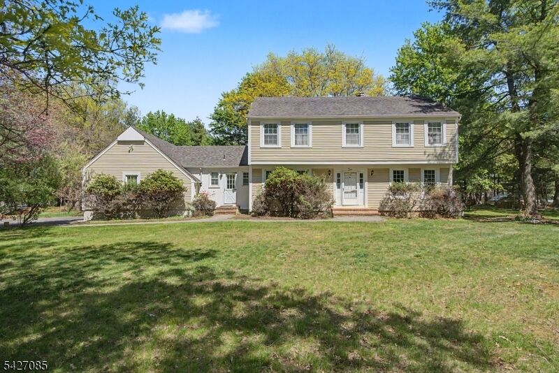 Property Photo:  2 Sunset View Rd  NJ 08822 