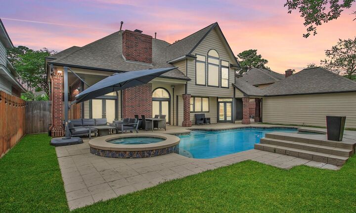 Property Photo: 7711 Oxfordshire Drive TX 77379