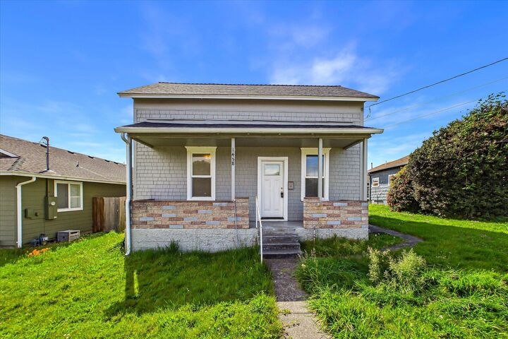 Property Photo:  1458 East Avenue  CA 95501 