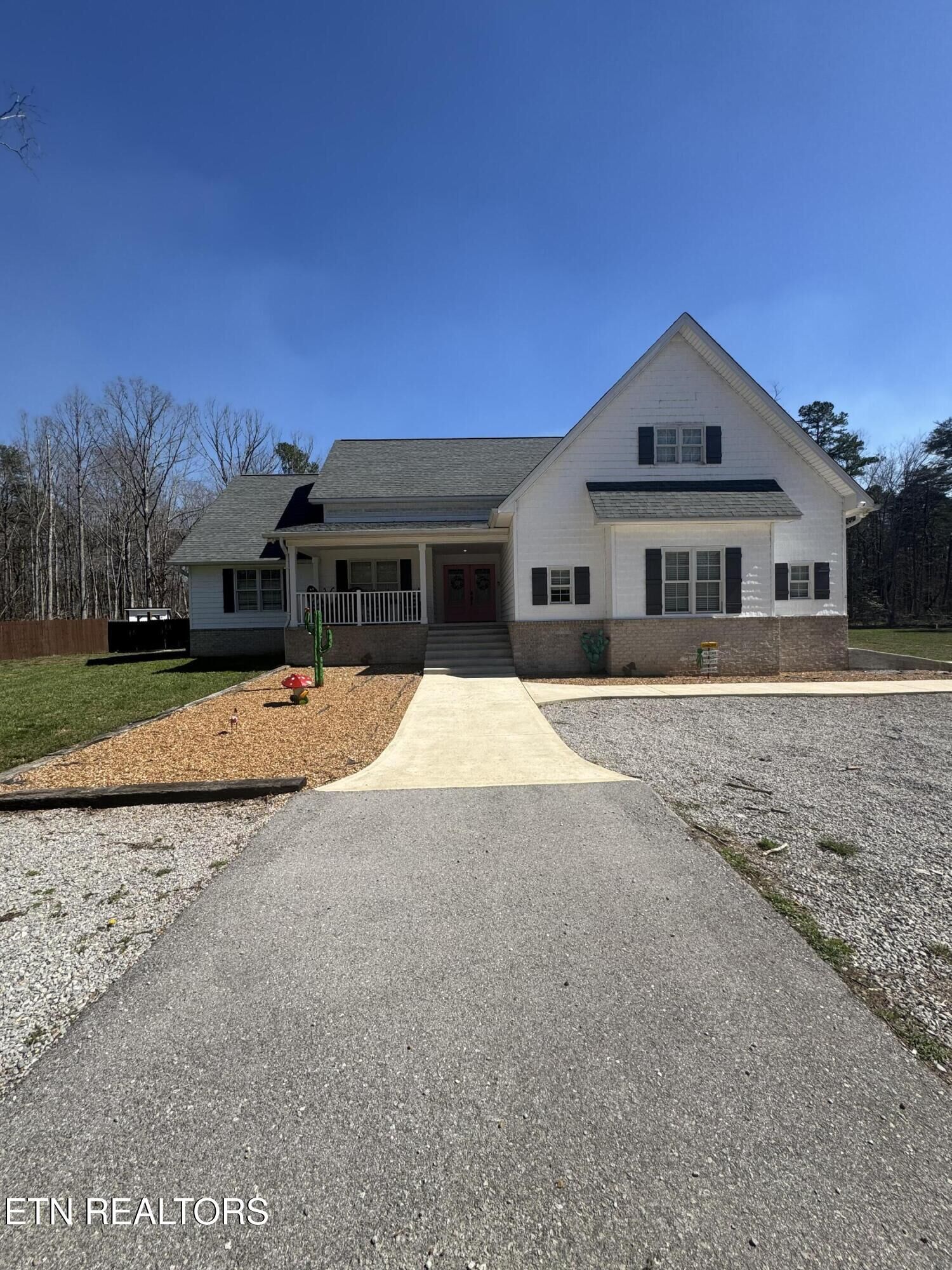 Property Photo: 841 Spearhead Circle TN 38553