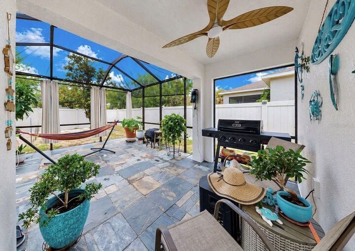 Property Photo:  15475 Long Cypress Drive  FL 33573 