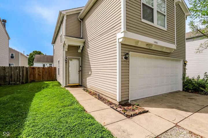 Property Photo:  5985 Claymont Boulevard  IN 46168 