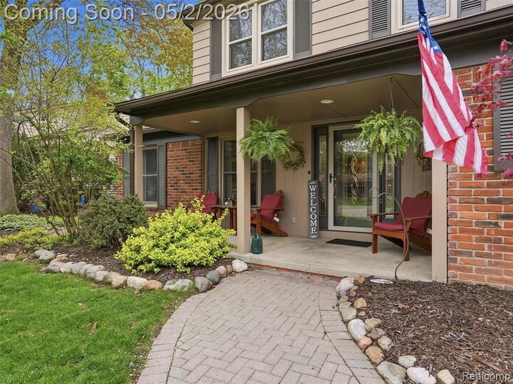 Property Photo: 37279 Maple Leaf Court MI 48036 1614