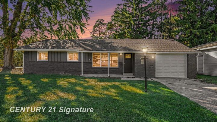 Property Photo: 106 Avis Court MI 48650