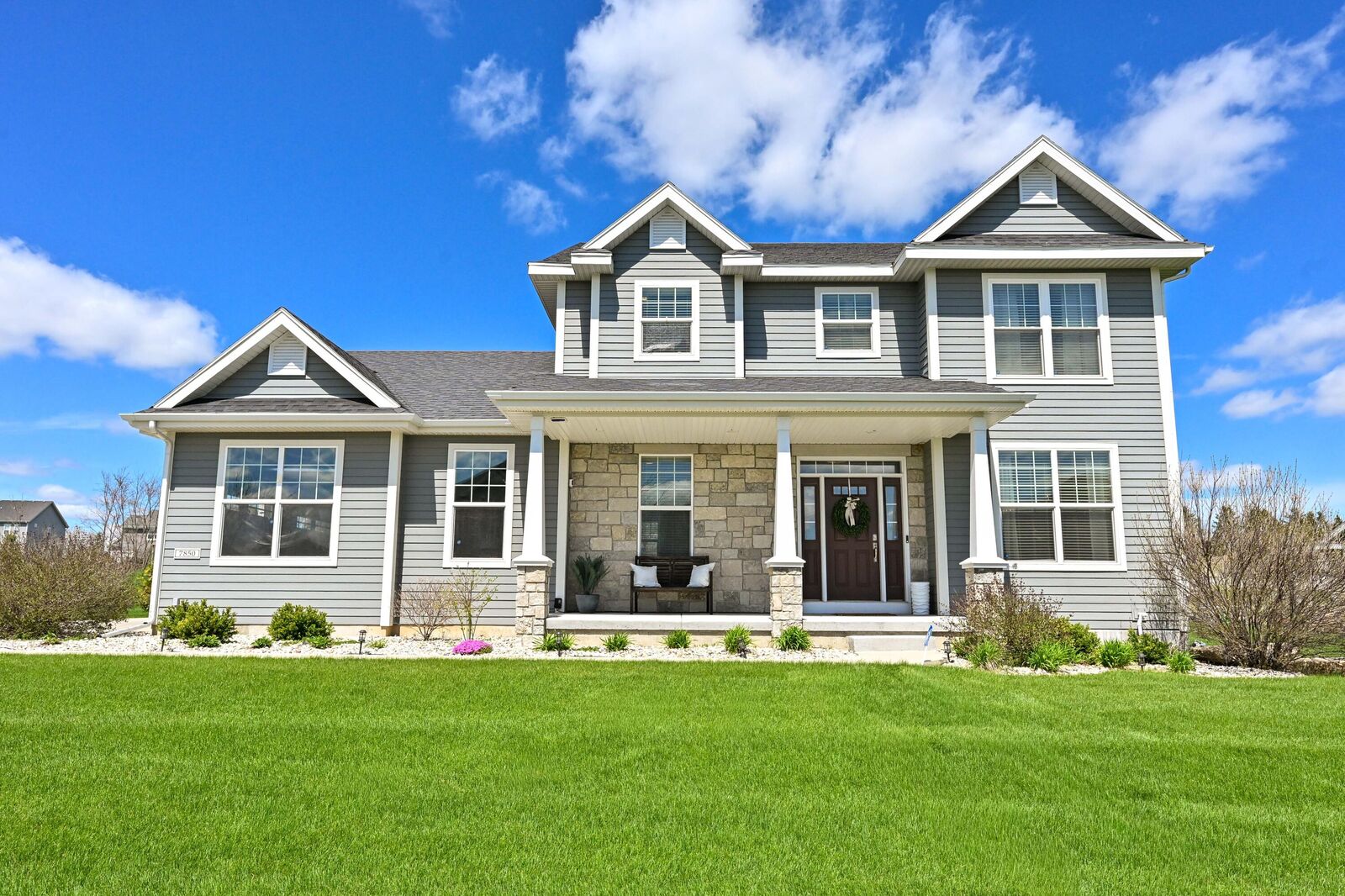 Property Photo: 7850 W Mourning Dove Ln WI 53097