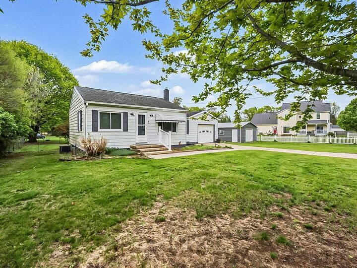 Property Photo:  615 Gregory Place  MI 49202 