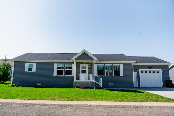Property Photo:  712 Peach Lane  MI 49412 
