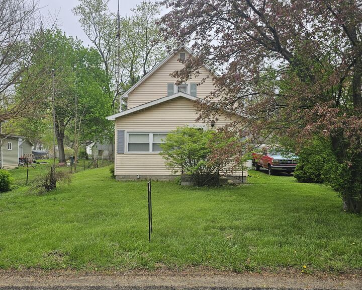 Property Photo:  324 Potter Street  MI 49233 