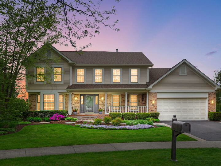Property Photo:  271 Saddle Back Road  IL 60061 