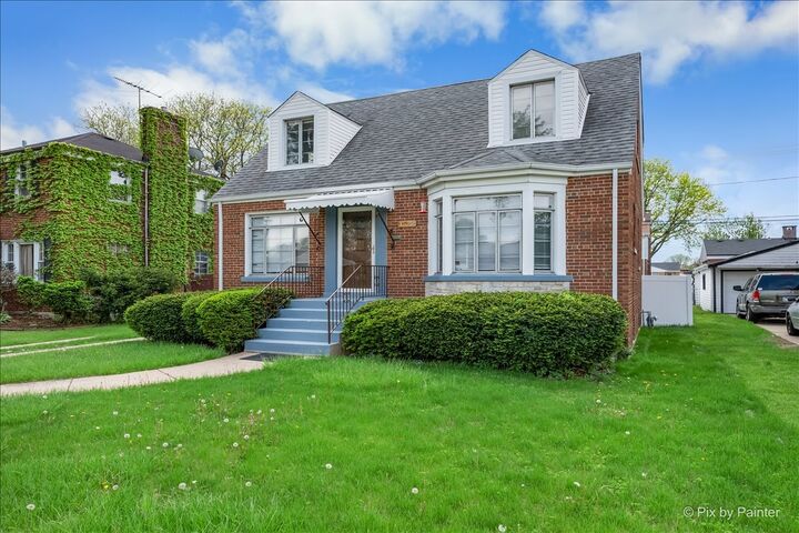 Property Photo:  1522 Hull Avenue  IL 60154 