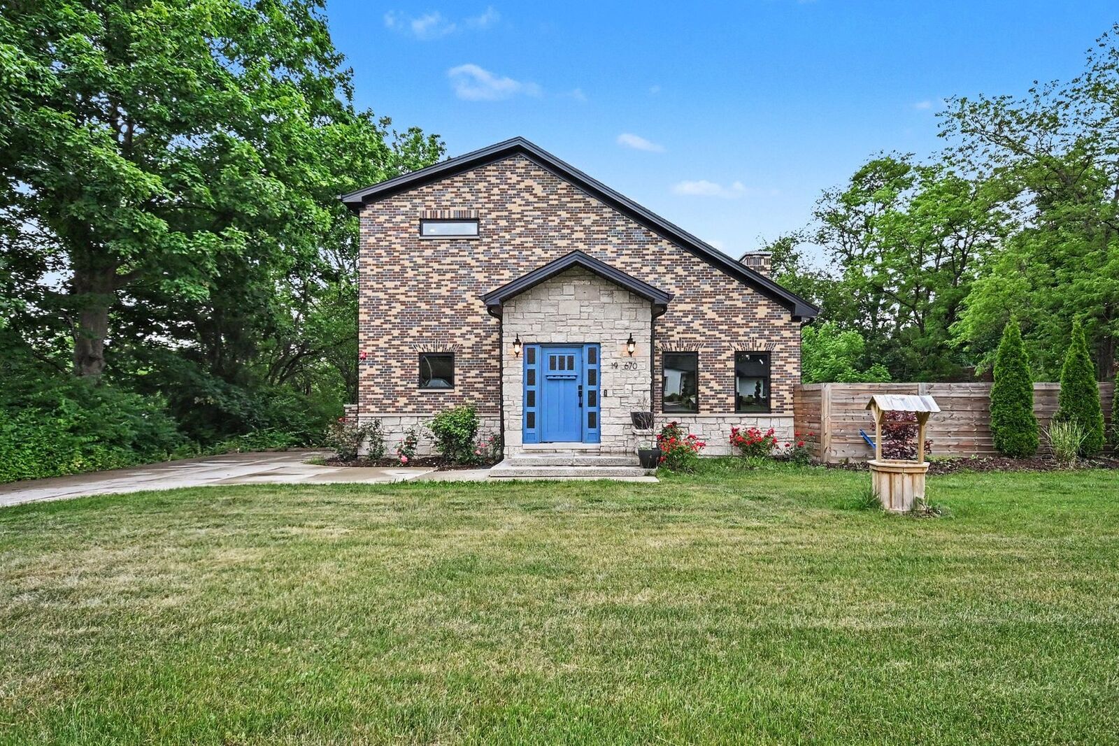 Property Photo: 19W676 99th Street IL 60439
