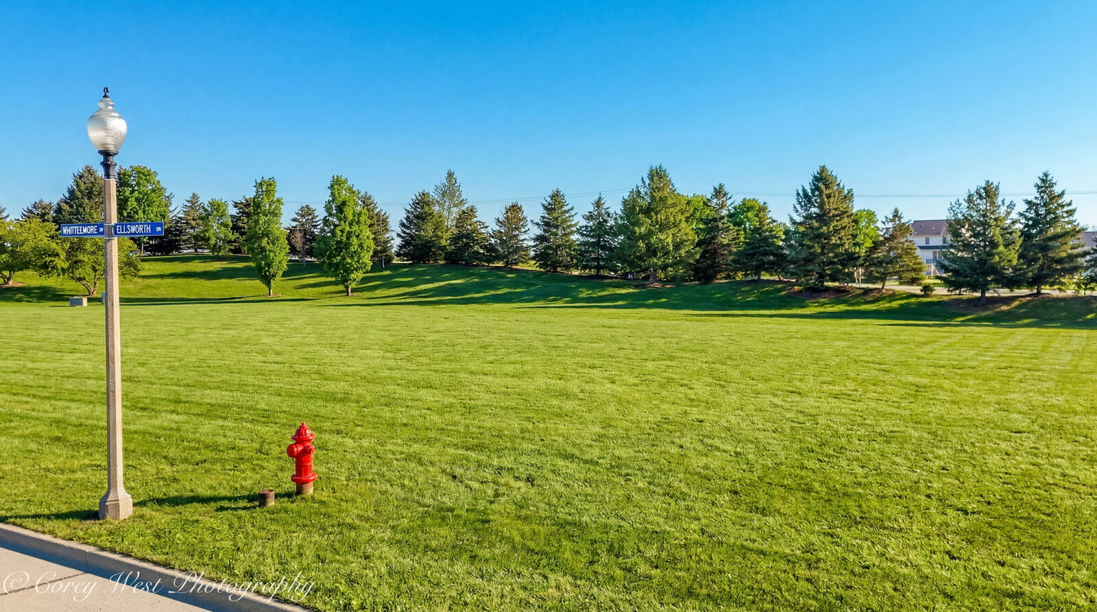 Property Photo:  1718 Ellsworth Drive  IL 60178 