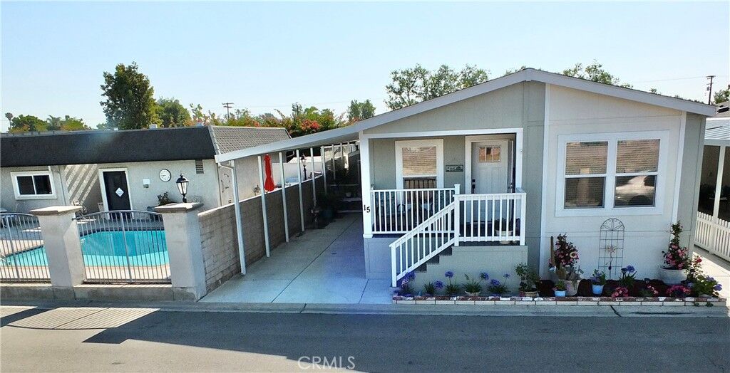 Property Photo:  10525 Somerset 15  CA 90706 