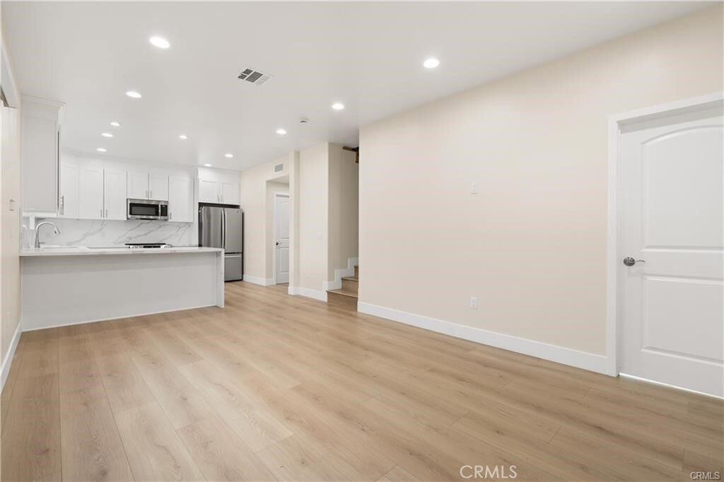 Property Photo:  19953 Lassen Street  CA 91311 