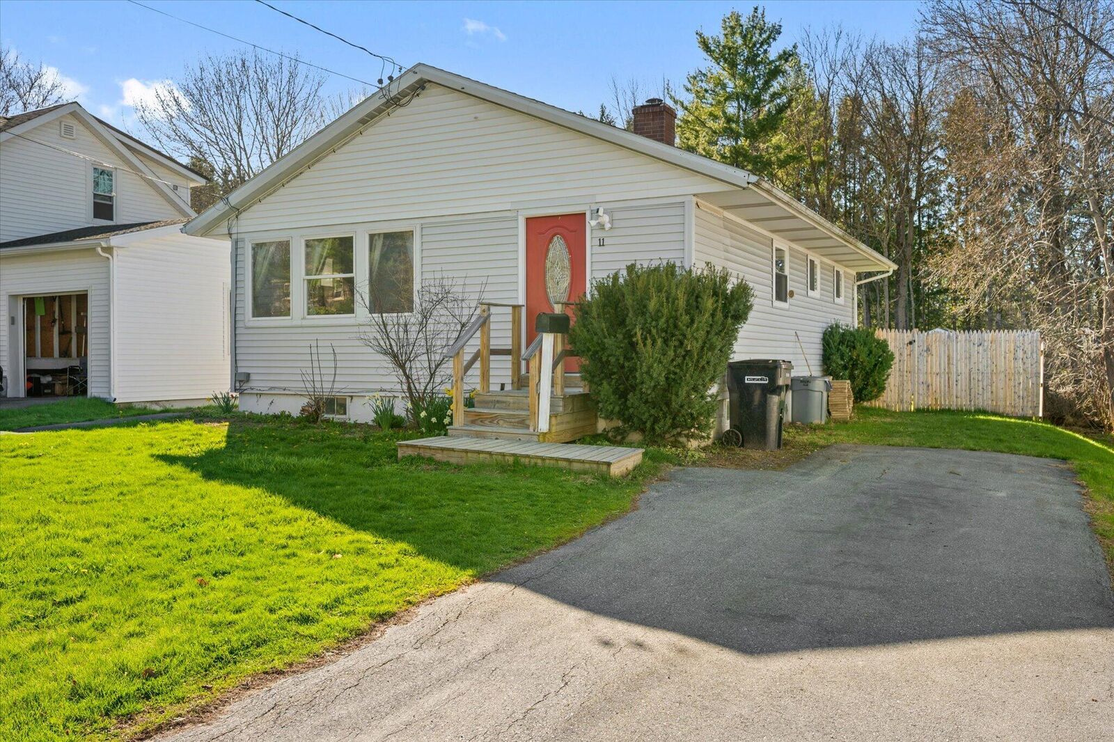 Property Photo:  11 Westland Street  ME 04401 