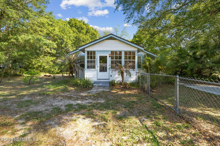 Property Photo:  3045 Dellwood Avenue  FL 32205 
