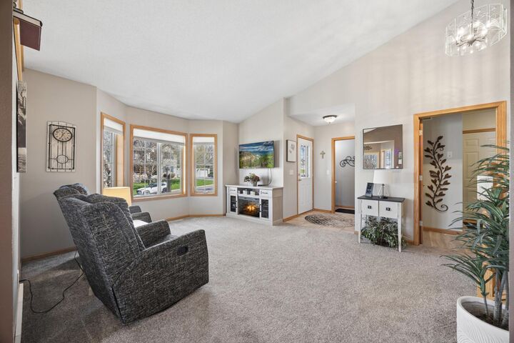 Property Photo:  1304 Eagle Ridge Drive  MN 56374 