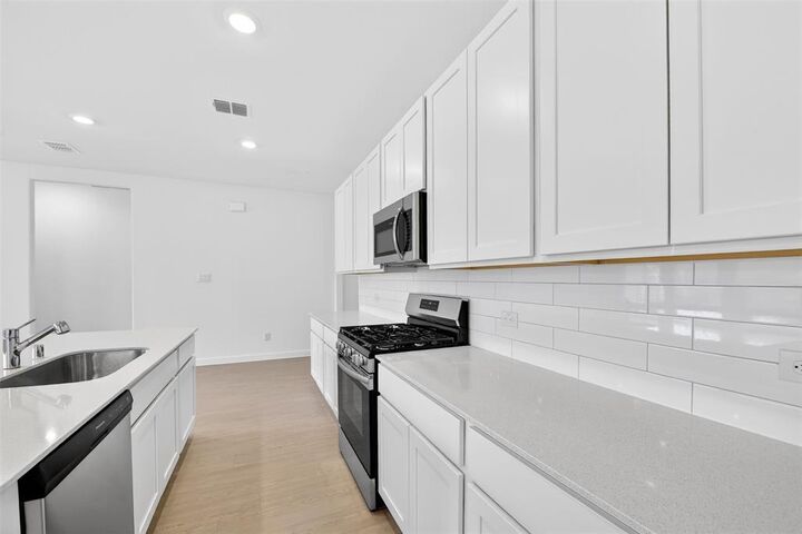 Property Photo:  1916 Monchino Place  TX 76227 