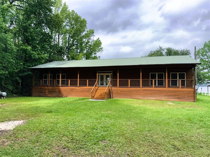 Property Photo:  198 Peaceful  LA 71040 