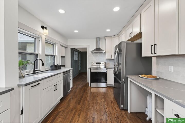 Property Photo:  5115 Davenport Street  NE 68132 