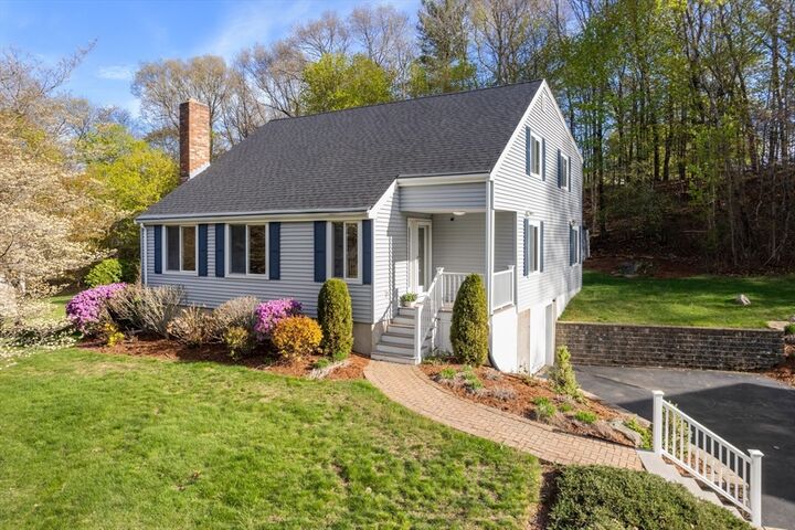Property Photo:  29 Carriage House Path  MA 01721 