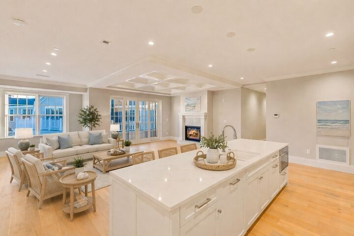 Property Photo:  124 Elm Street 307  MA 02025 