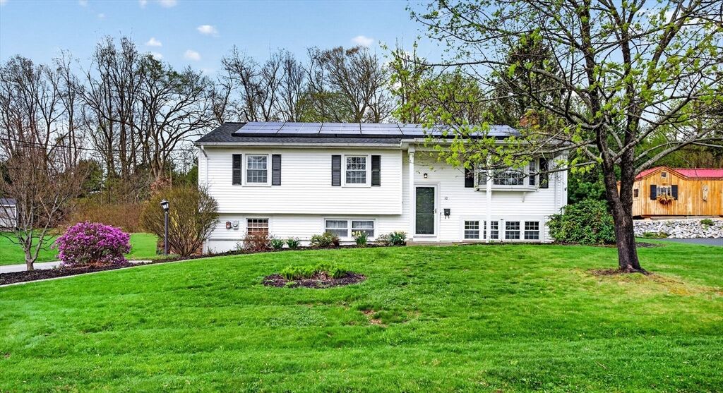 Property Photo: 10 Meadowbrook Rd MA 01501