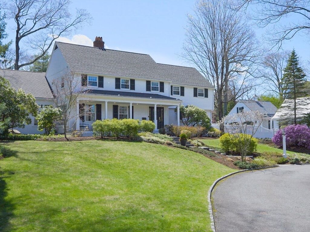 Property Photo:  117 Forest St  MA 02481 