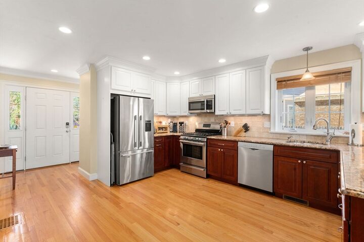 Property Photo:  18 Hovey Street 18  MA 02458 