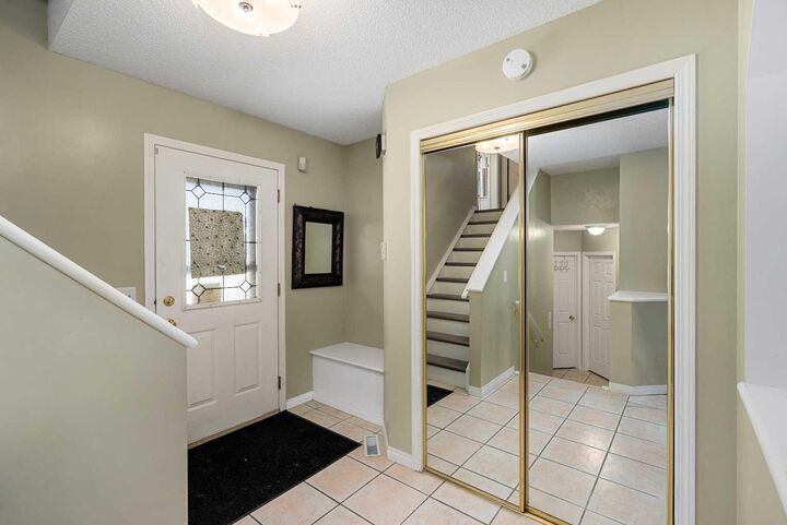 Property Photo:  271 Citadel Meadow Grove NW  AB T3G 4K7 