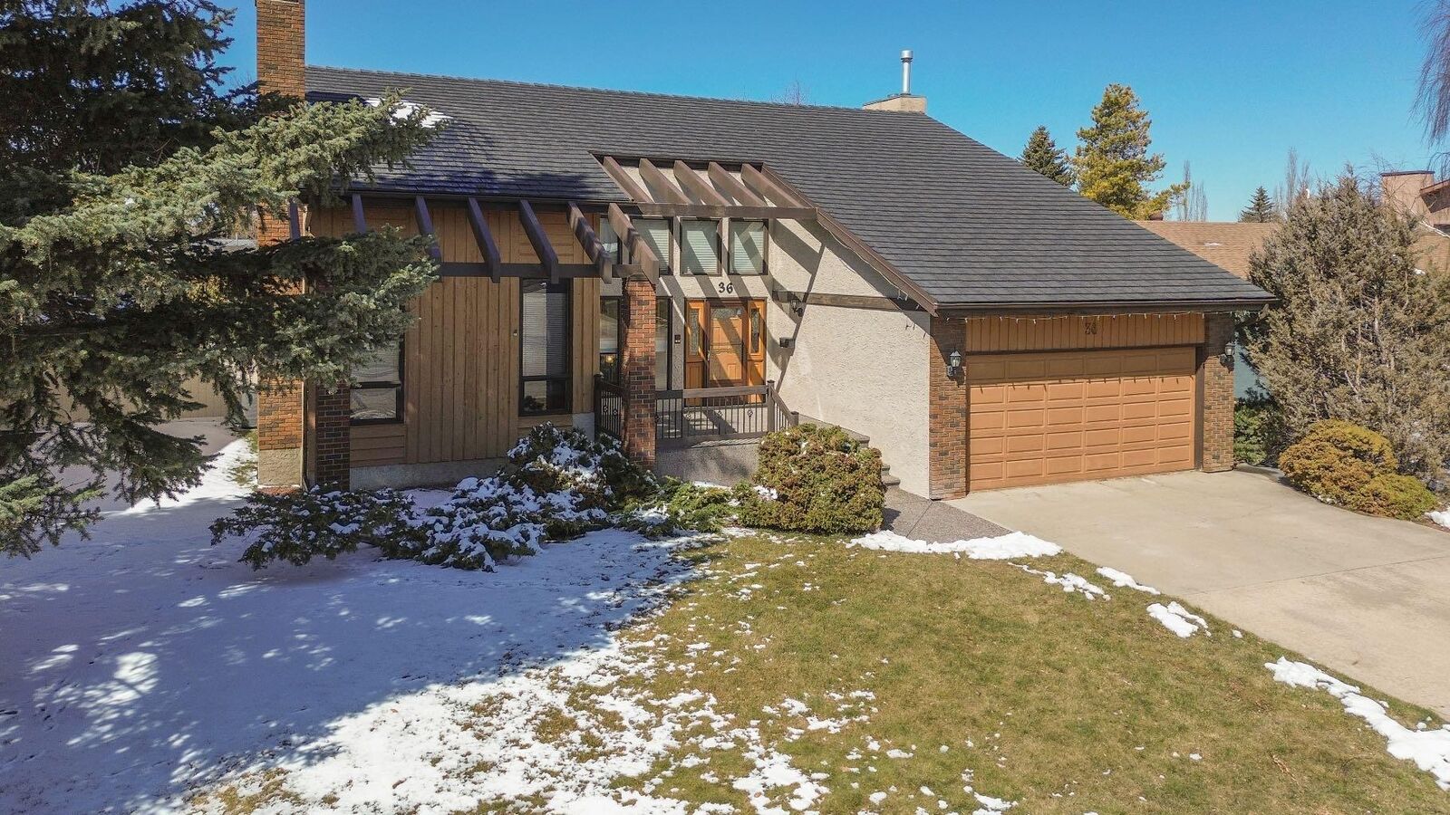 Property Photo:  36 Muldrew Crescent  AB T4R 1R4 