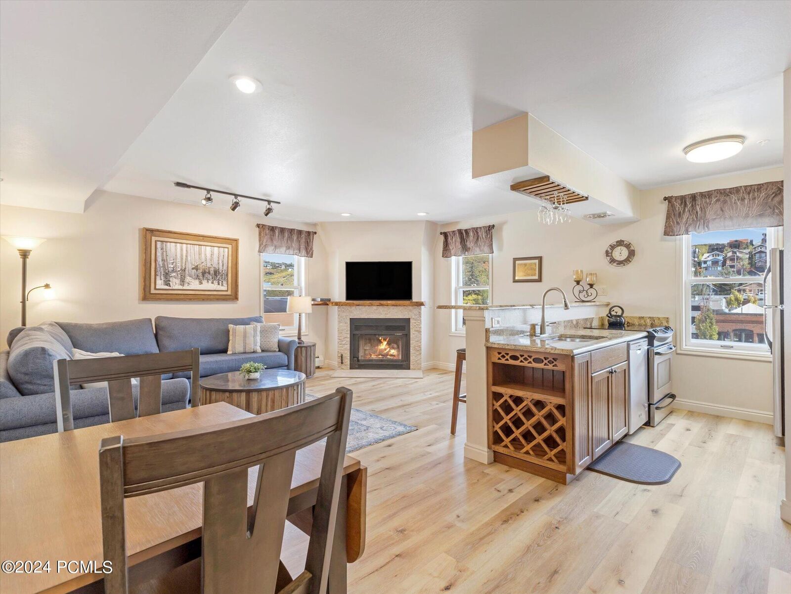 Property Photo:  424 Park Avenue D  UT 84060 