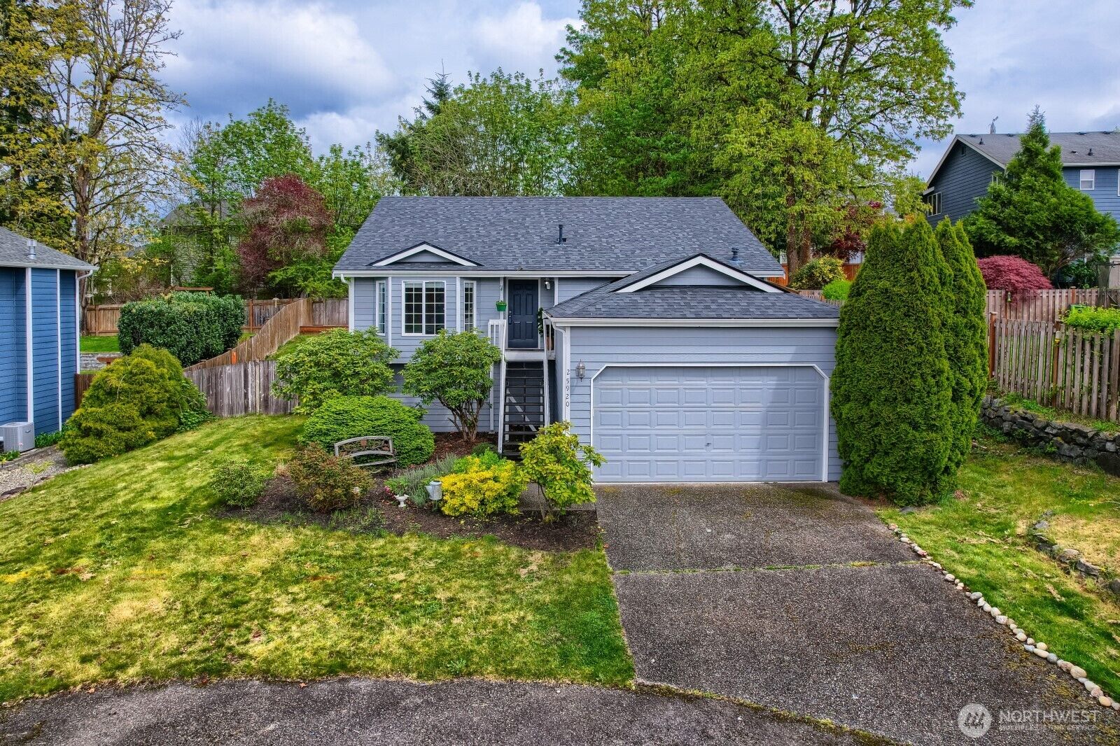 Property Photo:  25920  202nd Avenue SE  WA 98042 