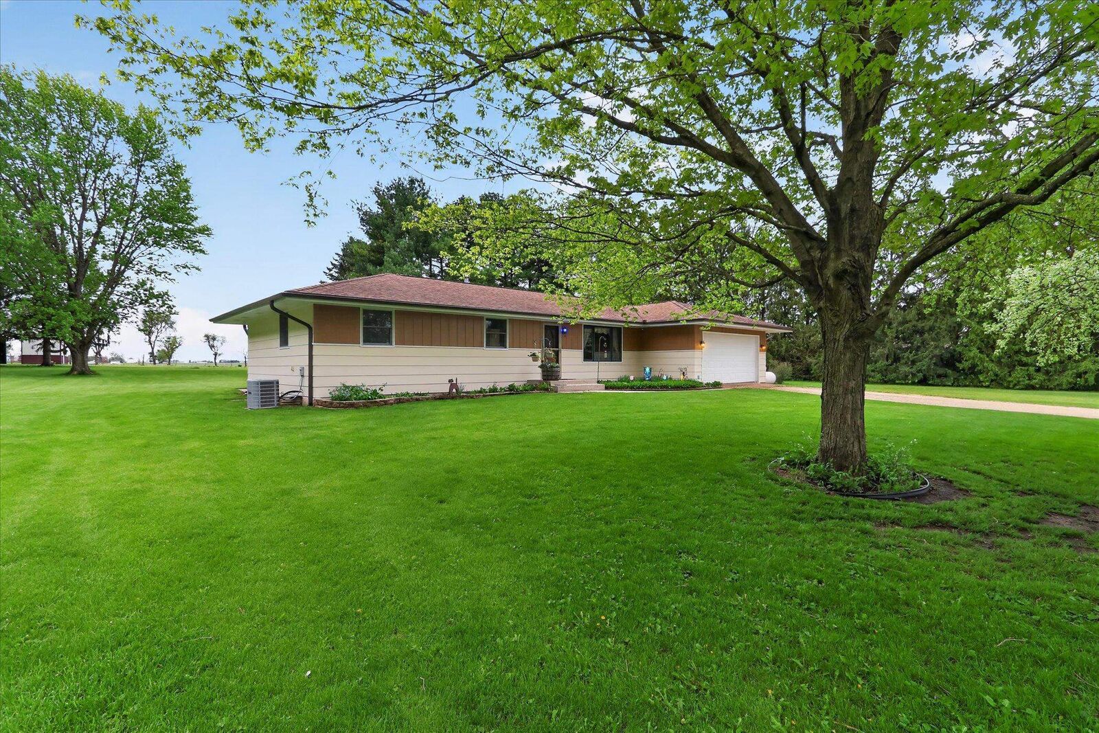 Property Photo:  7724 Stephens Road  IL 61072 