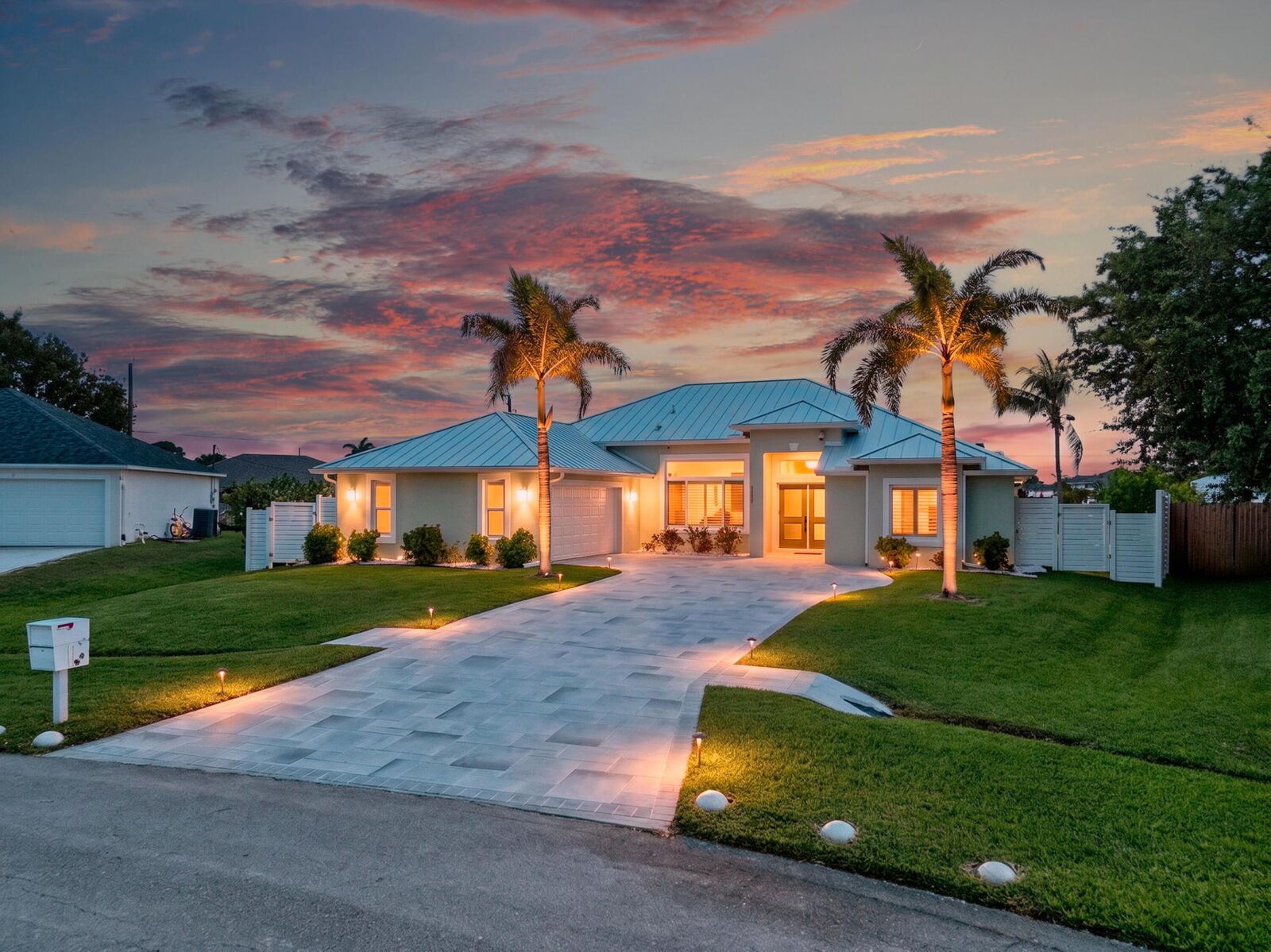 Property Photo:  1138 SW Kalevala Drive  FL 34953 