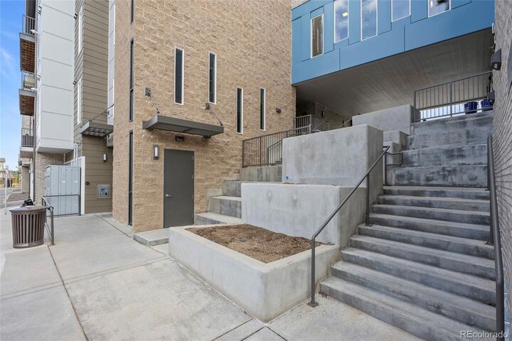 Property Photo:  480 E Fremont Place 206  CO 80122 