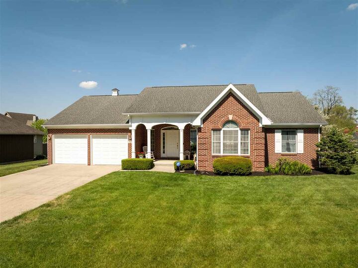 Property Photo:  1004 Hampton Court  IN 47374 