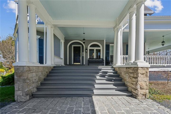 Property Photo: 541 Bellevue Avenue 6 RI 02840