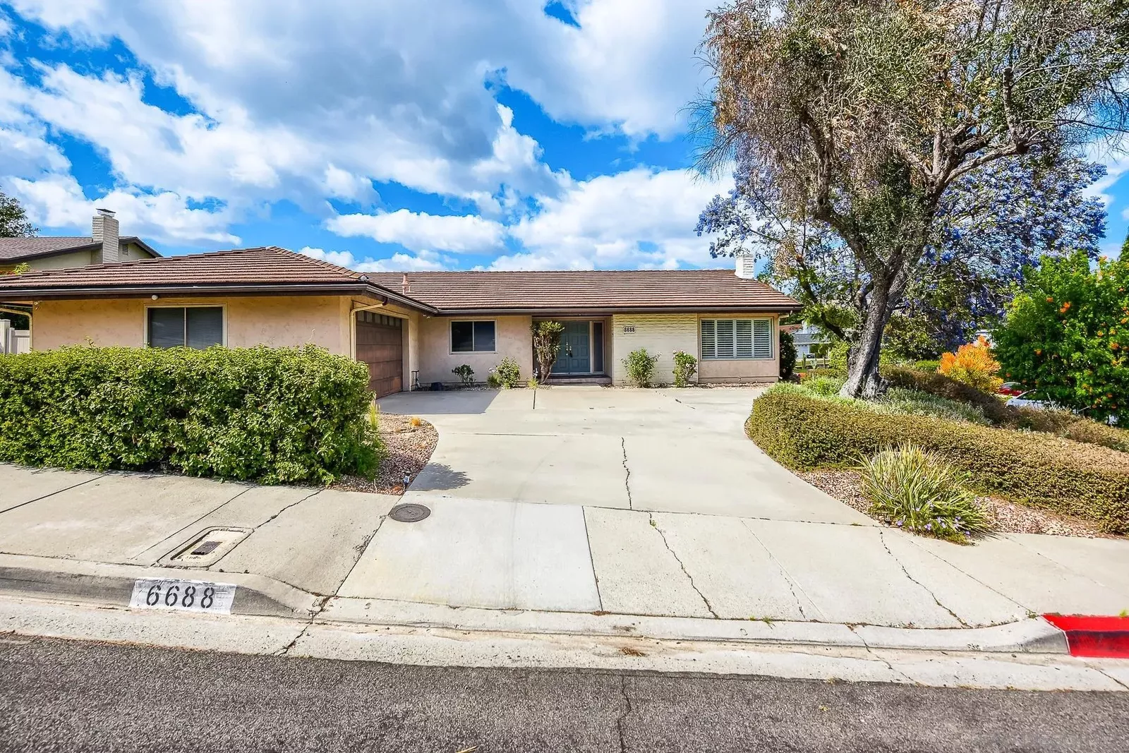 Property Photo:  6688 Murray Park Drive  CA 92120 