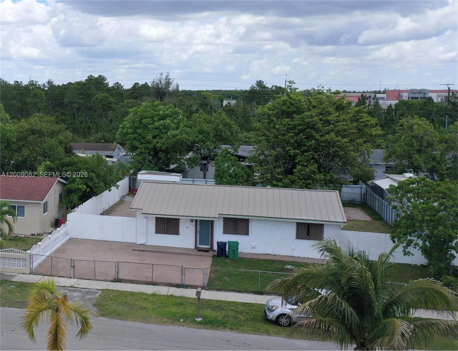 Property Photo:  12331 SW 185th St  FL 33177 