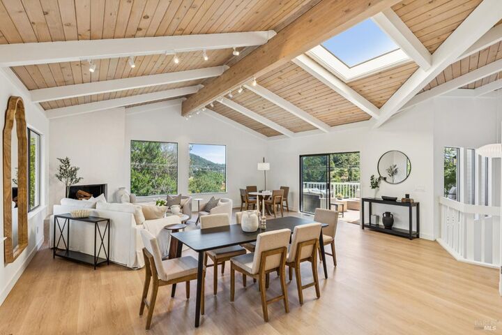 Property Photo: 17 Longwood Drive CA 94901