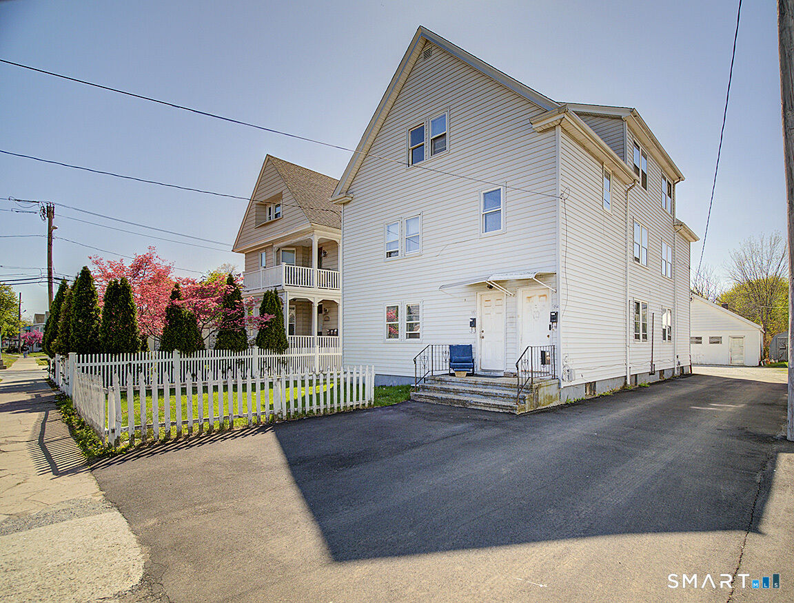 Property Photo:  1052 Dixwell Avenue  CT 06514 