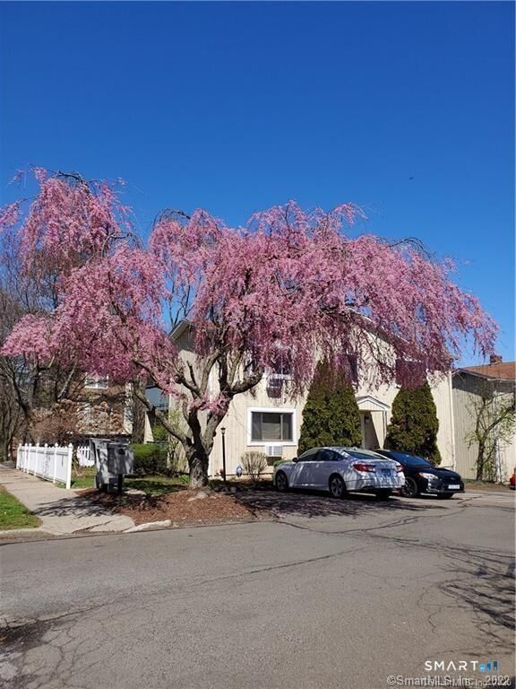 Property Photo:  60 Plainfield Avenue 10  CT 06516 