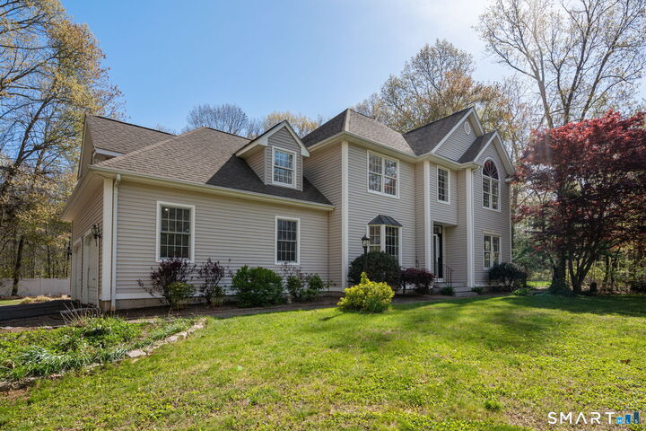 Property Photo:  107 Country Lane  CT 06248 