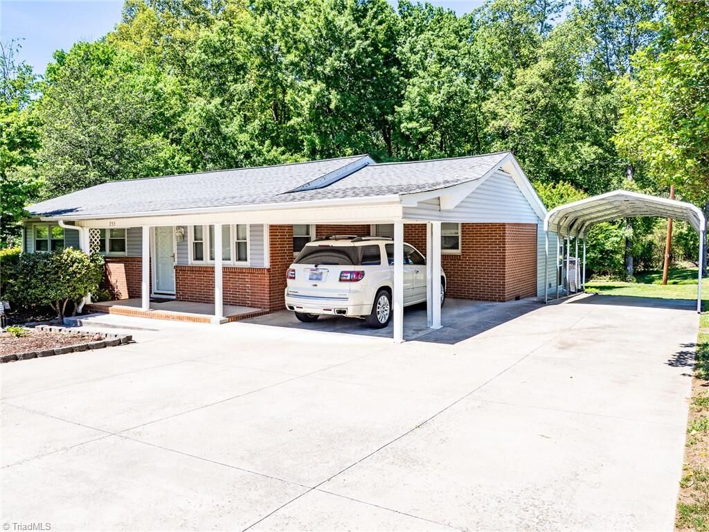 Property Photo: 355 Nc Highway 700 NC 27288