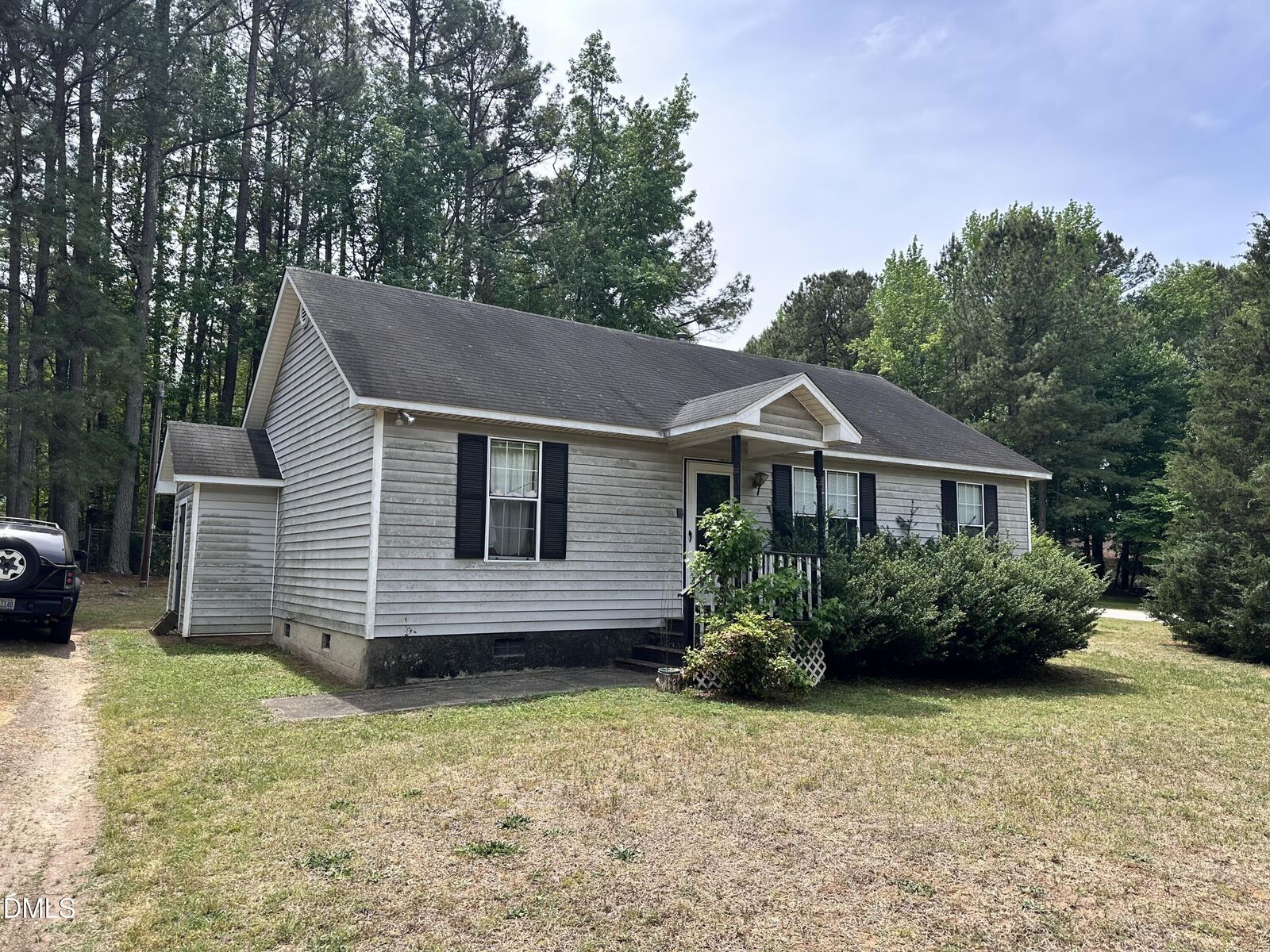 Property Photo:  137 Mill Creek Drive  NC 27596 