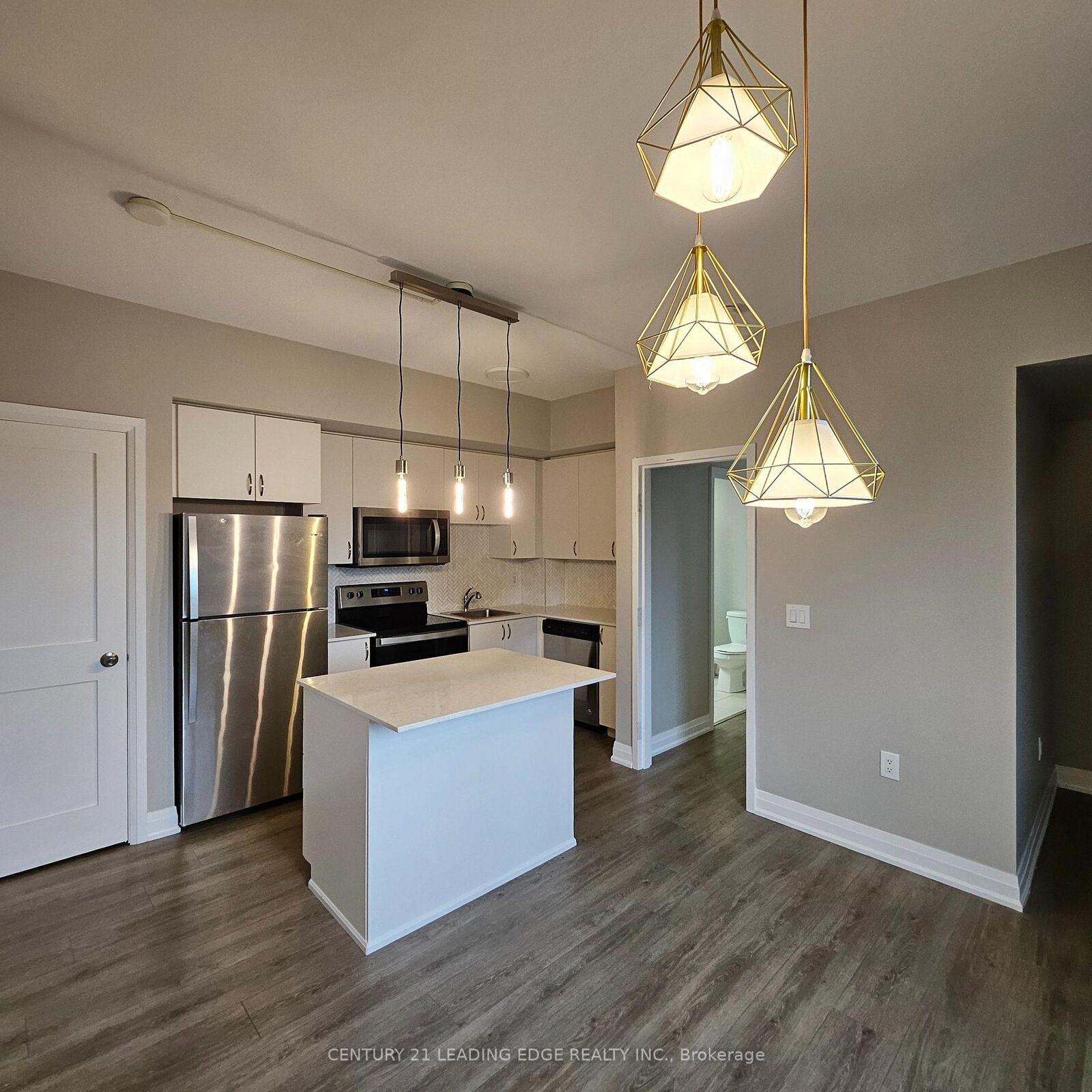Photo de la propriété:  18 Coles Avenue 603  ON L4L 1L9 