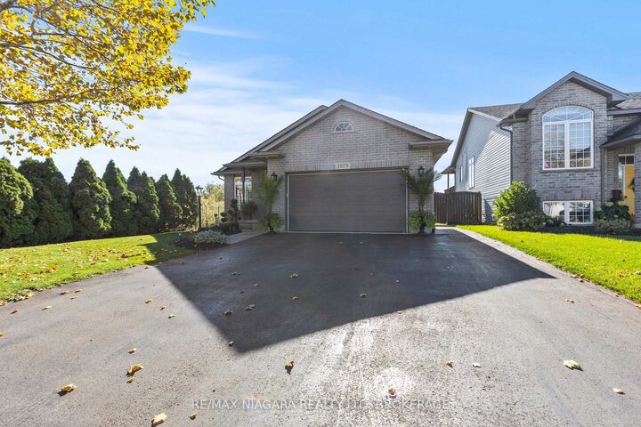 Property Photo: 3579 Carver Street ON L0S 1S0