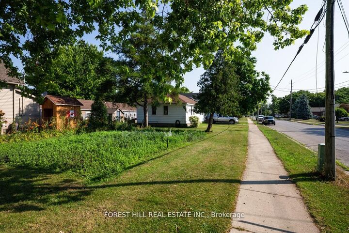 610 Tamarac Street — photo 1